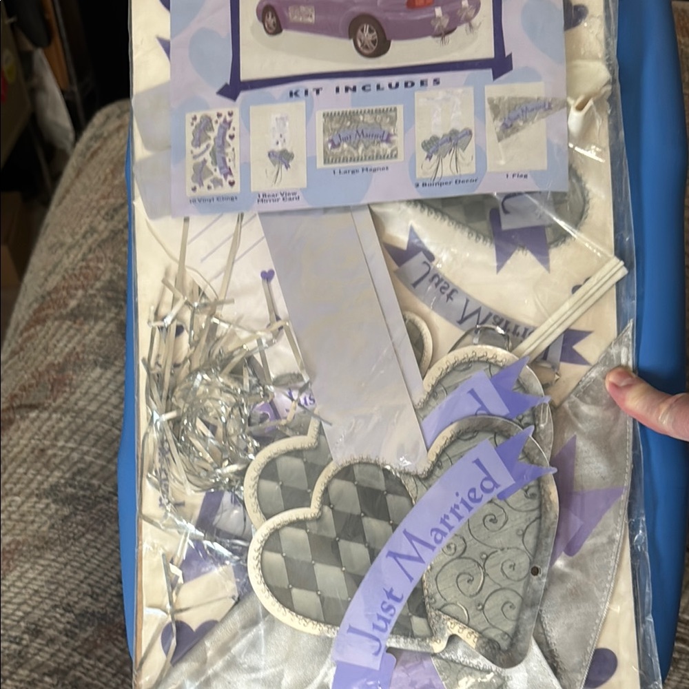 Amscan Just Married Car Decoration Kit - Silver and Lavender